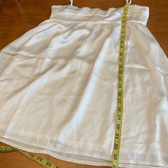 Princess Polly White Smocked Sundress - Picture 8 of 8
